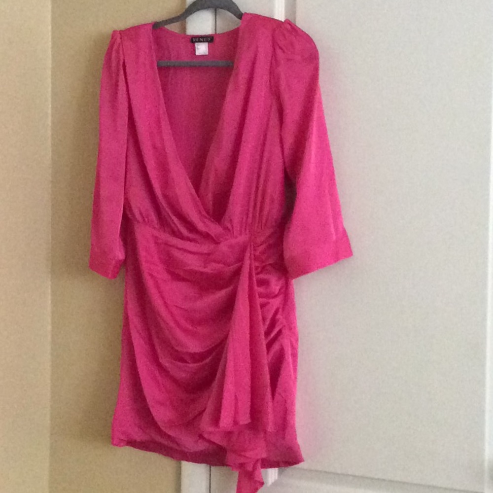 Dress - Picture 4 of 4